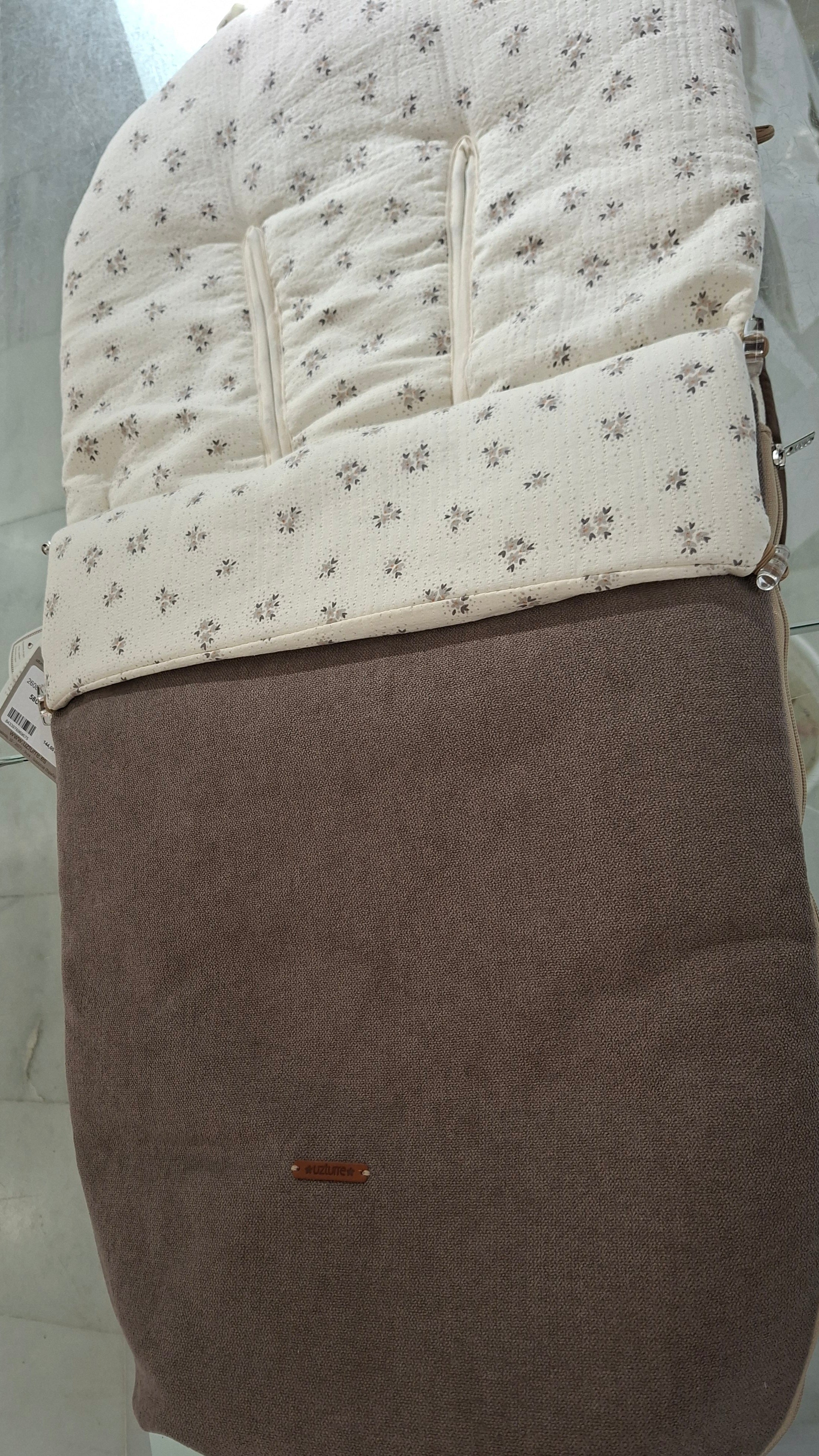 Paseo Uzturre Saco Silla Universal Graciela Moka marrón para bebe