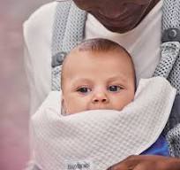 Paseo Babybjorn 31121-Blanco Pack 2 Baberos Babybjorn Para Mochilas Mini Y Move para mundo bebé