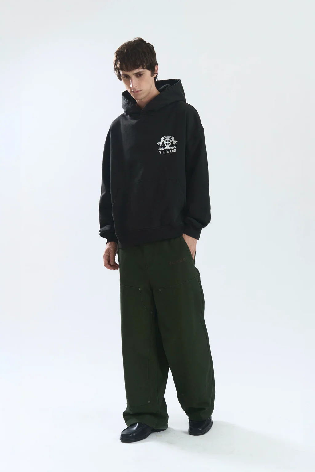 Sudadera Yuxus Press Hoodie negro para hombre