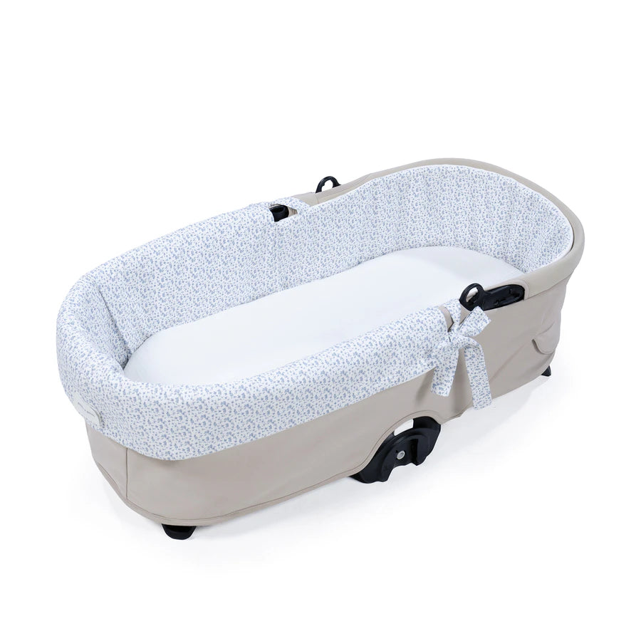 Paseo Pasito A Pasito Cubre Cuco Dual + Sábana Ajustable Cuco Maison Tender Conejitos azul para bebe