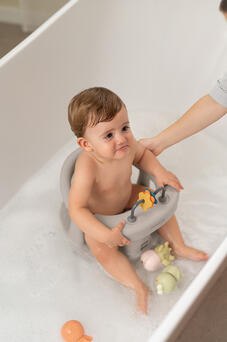 Baño Olmitos Asiento De Baño Abatible Con Juegos beige para bebe