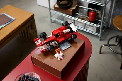 Construcciones Y Puzzles Lego Lego Icons - Ferrari F2004 & Michael Schumacher multicolor para niños