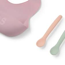 Para Comer Tous Set De Babero Y Dos Cucharas De Silicona Rosa rosa para bebe
