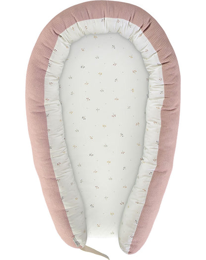 En Casa Petit Praia Nido Colecho Natura Pink multicolor para bebe