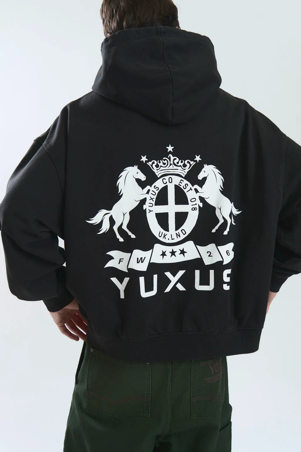 Sudadera Yuxus Press Hoodie negro para hombre
